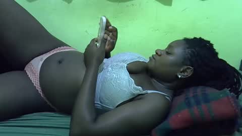 hot_girlly online show from February 22, 7:12 am