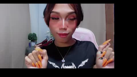 Khianna online show from May 2, 2:45 pm