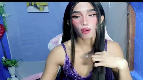 Khianna online show from March 8, 1:15 pm