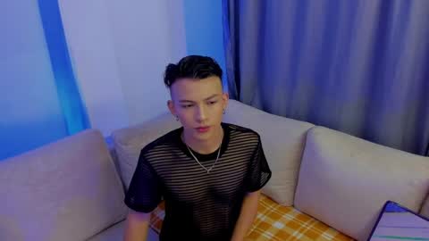 Alejandro online show from April 18, 2:46 am