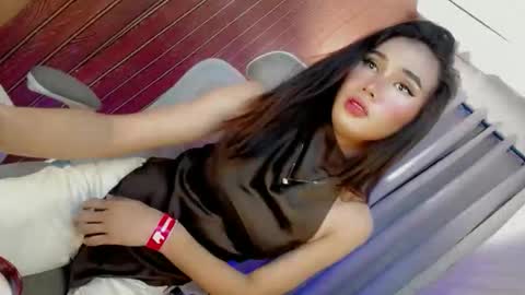 just call me laura online show from May 8, 8:36 pm