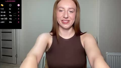 Snapshot of hot_lliinns chatting on October 21, 5:27 pm Lina online show from October 21, 5:27 pm