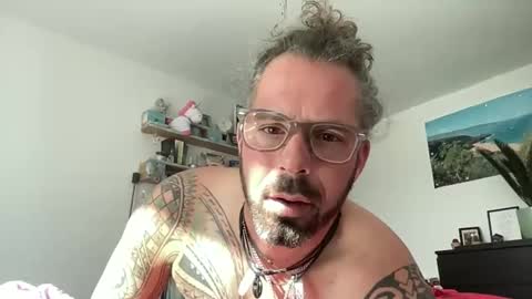 letmedoo2 online show from October 5, 10:56 am