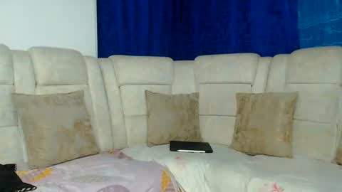 Hot Sharks   online show from July 22, 7:21 am