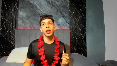 Hot Summer Boy online show from January 15, 10:51 pm