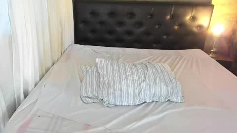 maria online show from April 15, 2:37 am