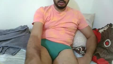 Hotboy8677 online show from April 1, 8:37 am