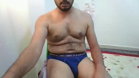 Hotboy8677 online show from April 21, 8:43 am