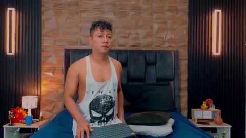 felipe  marcello online show from October 10, 3:29 pm