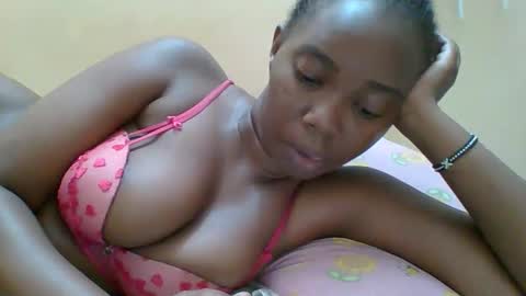 Queen online show from December 4, 1:16 am