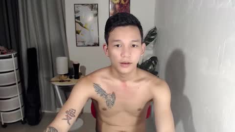 hotguy0503 online show from October 23, 7:10 am