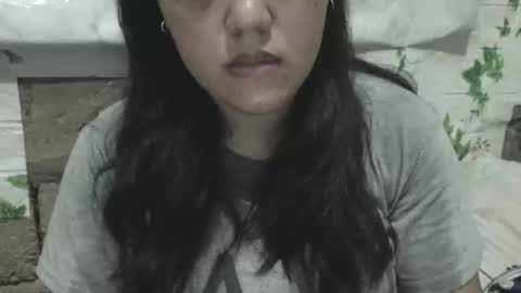 hotiemorenagurl18 online show from April 9, 11:27 am