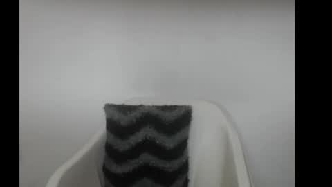 hotjessie0 online show from February 12, 5:22 am