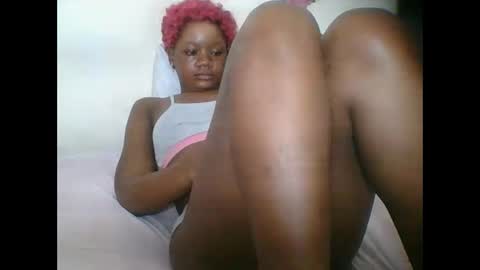 LOYCE online show from October 3, 10:51 pm