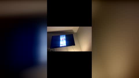 hotluv69692000 online show from November 27, 9:28 am