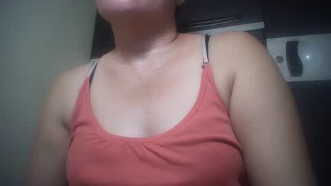 hotmatureladyxxx online show from December 21, 10:27 pm