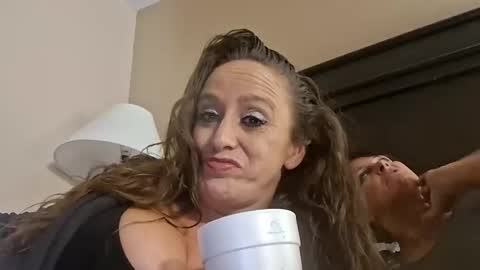 hotmom0610 online show from April 25, 1:02 pm