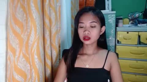 hotmom_gia online show from December 5, 11:44 am