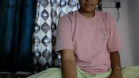 Snapshot of hotnsweetindian chatting on September 10, 8:59 am lola online show from September 10, 8:59 am