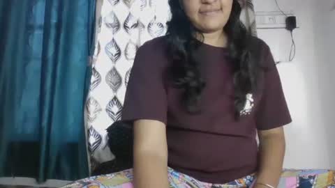 Snapshot of hotnsweetindian chatting on September 22, 5:33 am lola online show from September 22, 5:33 am