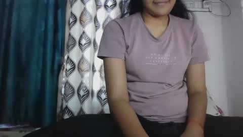 Snapshot of hotnsweetindian chatting on October 26, 5:41 am lola online show from October 26, 5:41 am