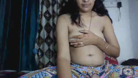 Snapshot of hotnsweetindian chatting on September 18, 4:22 pm lola online show from September 18, 4:22 pm