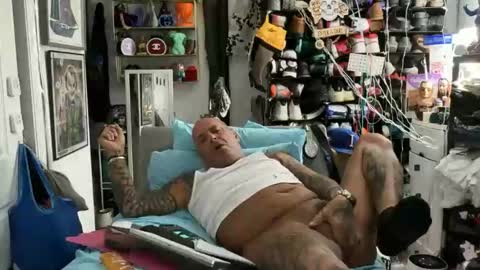 hotstuff775616 online show from March 30, 2:11 am