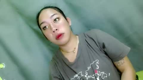 jelaigrande  online show from February 19, 10:47 am