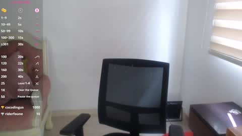 AMY online show from December 7, 8:44 pm