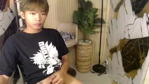hottestloues online show from May 20, 9:43 pm