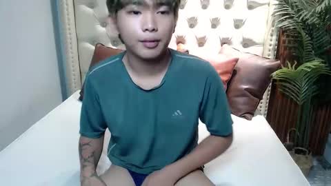 hottestloues online show from May 16, 4:16 pm