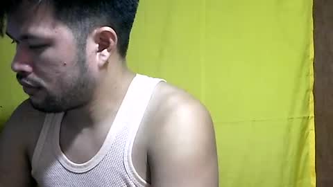 HottestPinoy32 online show from June 16, 11:53 pm