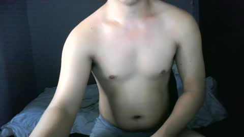 hottie_kyle69 online show from April 21, 2:37 am