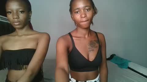 hottie_mistie online show from April 14, 9:34 am