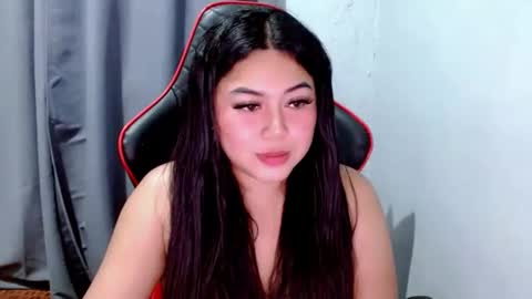 Snapshot of hottie_sexyslut chatting on October 19, 10:14 pm Rinkashi online show from October 19, 10:14 pm