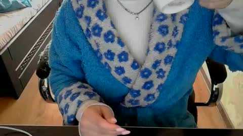 hotty_mary online show from April 24, 3:36 pm