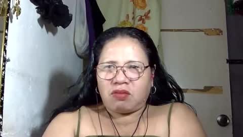 hottycrissy4u online show from June 2, 1:24 pm