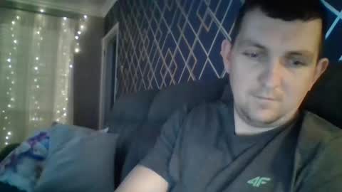 hotuk86 online show from January 16, 9:30 pm