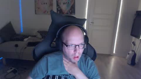 Christian online show from November 11, 7:54 am