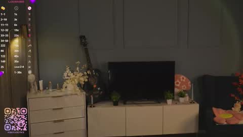 Diane online show from November 6, 7:17 pm