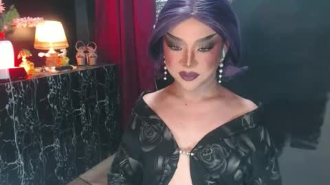 Christine online show from June 12, 12:31 am