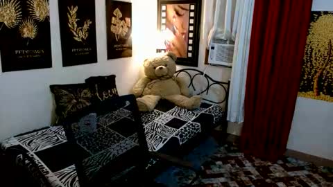 hugecockgoddessx online show from December 14, 10:05 pm