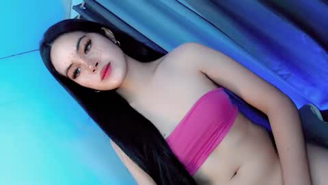 Yhanie online show from April 16, 1:17 am