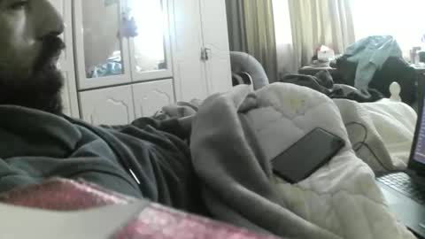 hugeveiny online show from March 26, 7:24 am