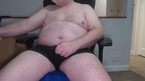 Huggie Bear online show from February 18, 7:10 am