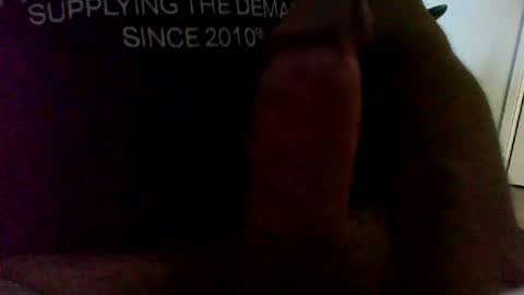 hungg1981 online show from July 28, 5:38 am