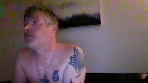 hunginhville2347 online show from April 22, 2:52 am