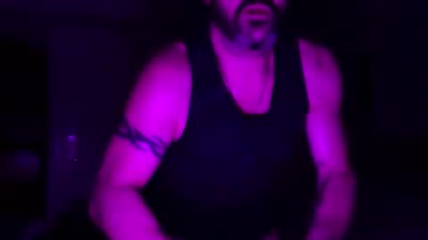 hungitalian44 online show from June 5, 4:19 am
