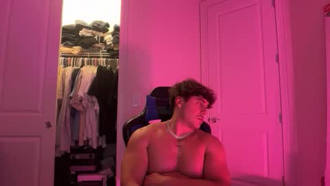 hungkingg22 online show from April 15, 7:58 pm