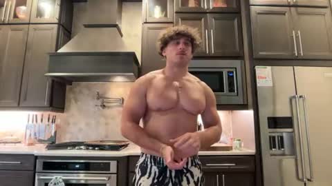 hungkingg22 online show from June 25, 6:24 pm
